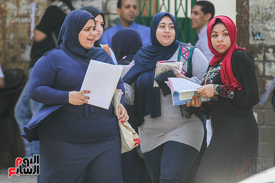 امتحان الثانوية العامة جغرافيا واحياء (9)