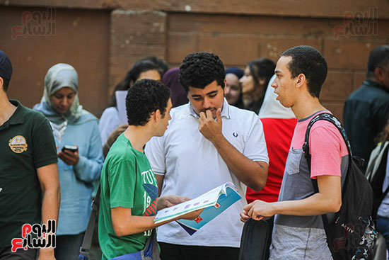امتحان الثانوية العامة جغرافيا واحياء (38)
