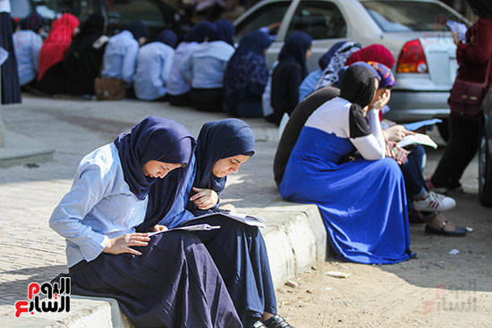 امتحان الثانوية العامة جغرافيا واحياء (25)