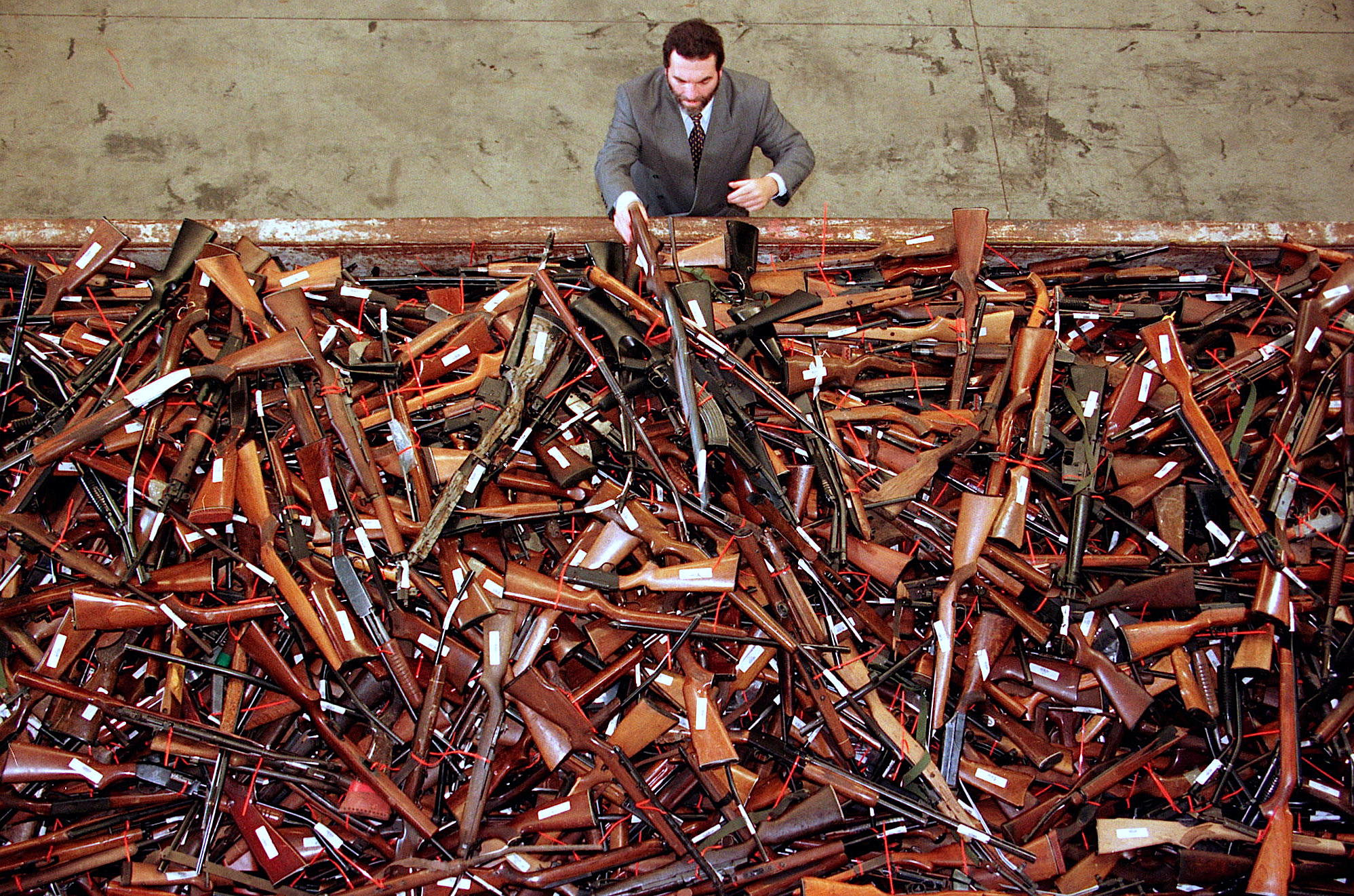 استراليا تجمع عددا من الاسلحة غير الشرعية من المواطنين
