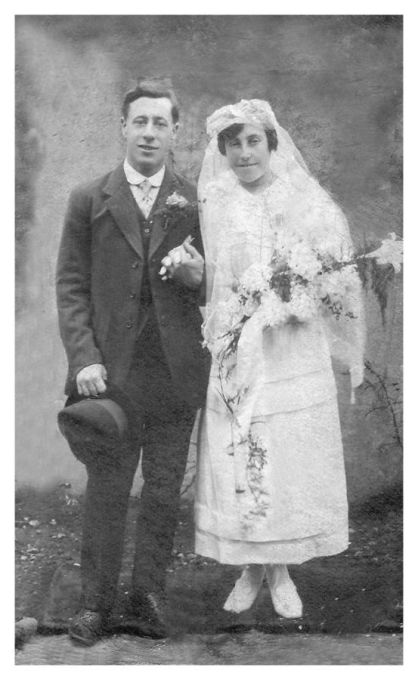 صورة زفاف عام 1920