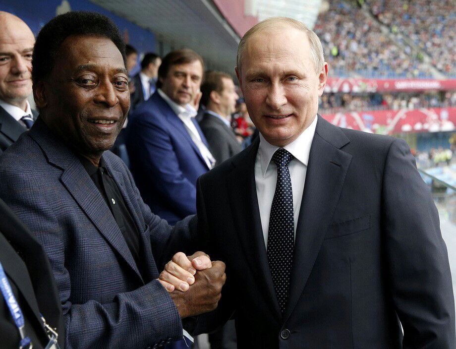 بيليه مع الرئيس الروسي بوتين