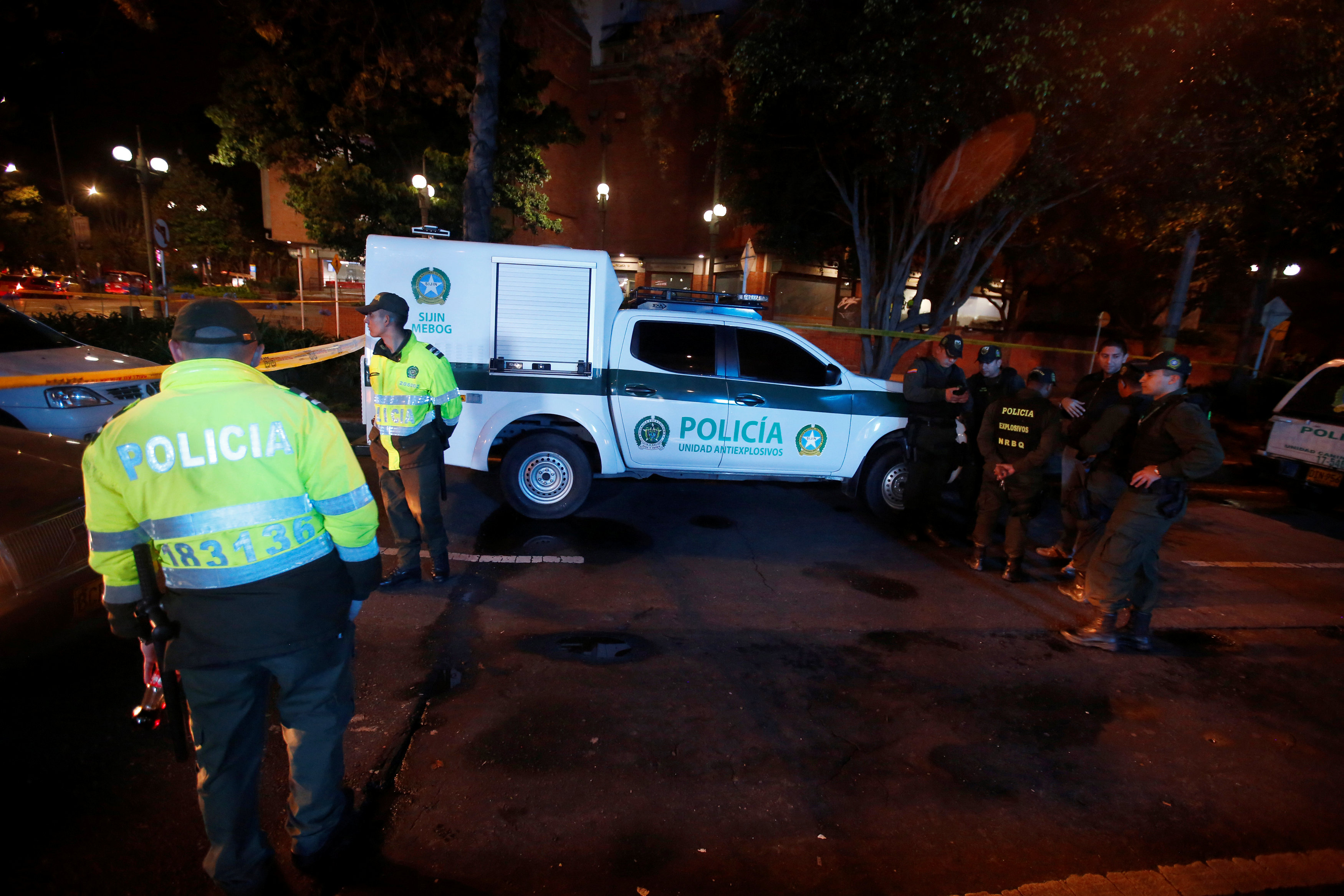 الشرطة الكولومبية تنتشر فى محيط موقع التفجير