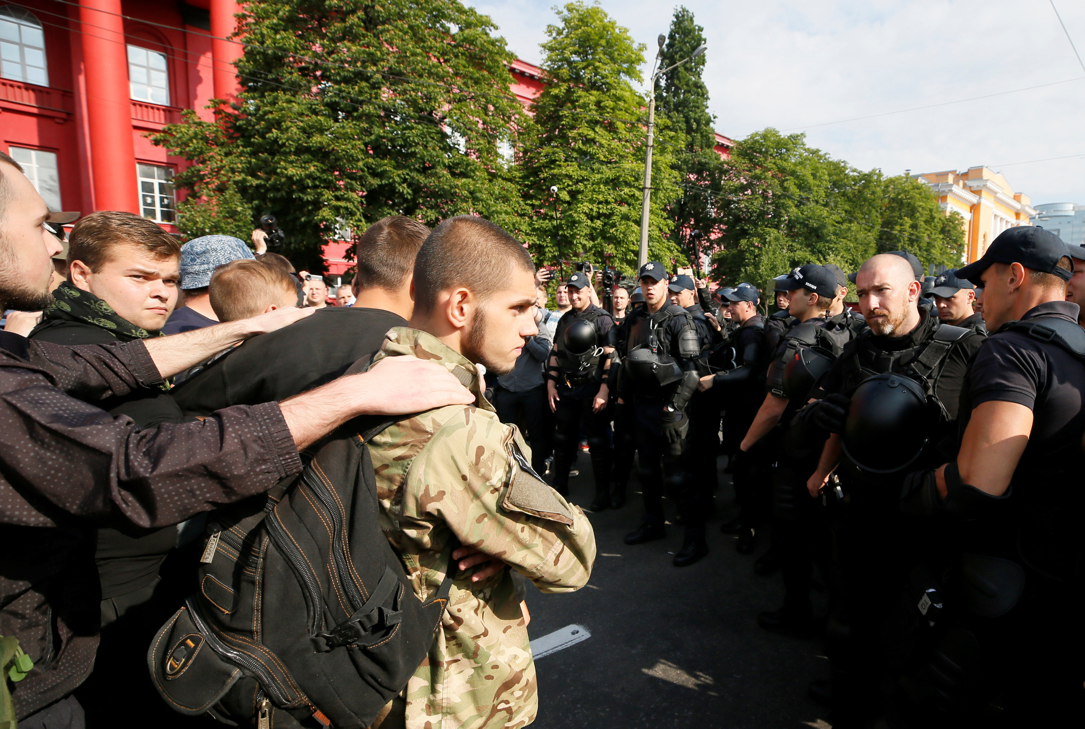 الشرطة الأوكرانية تمنع مسيرة ضد المثليين