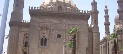 شرفات بمسجد السلطان حسن
