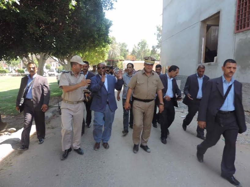 مدير أمن الغربية يتفقد مركز شرطة المحلة وقسم قوات الأمن (6)