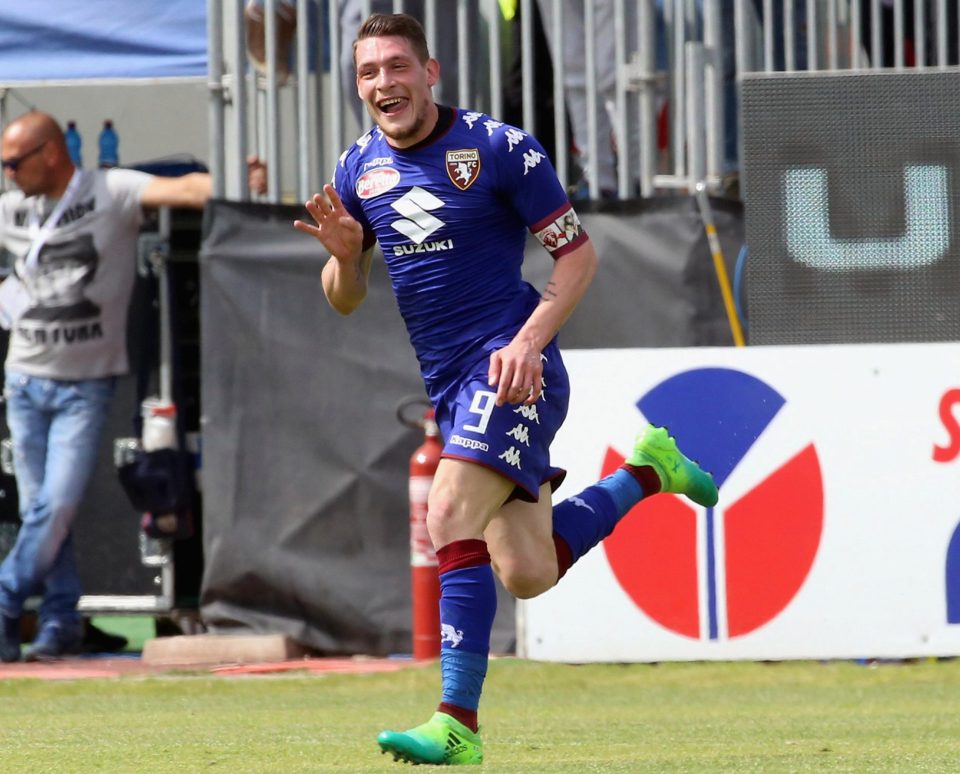 بيلوتى مهاجم تورينو بيلوتى مهاجم تورينو