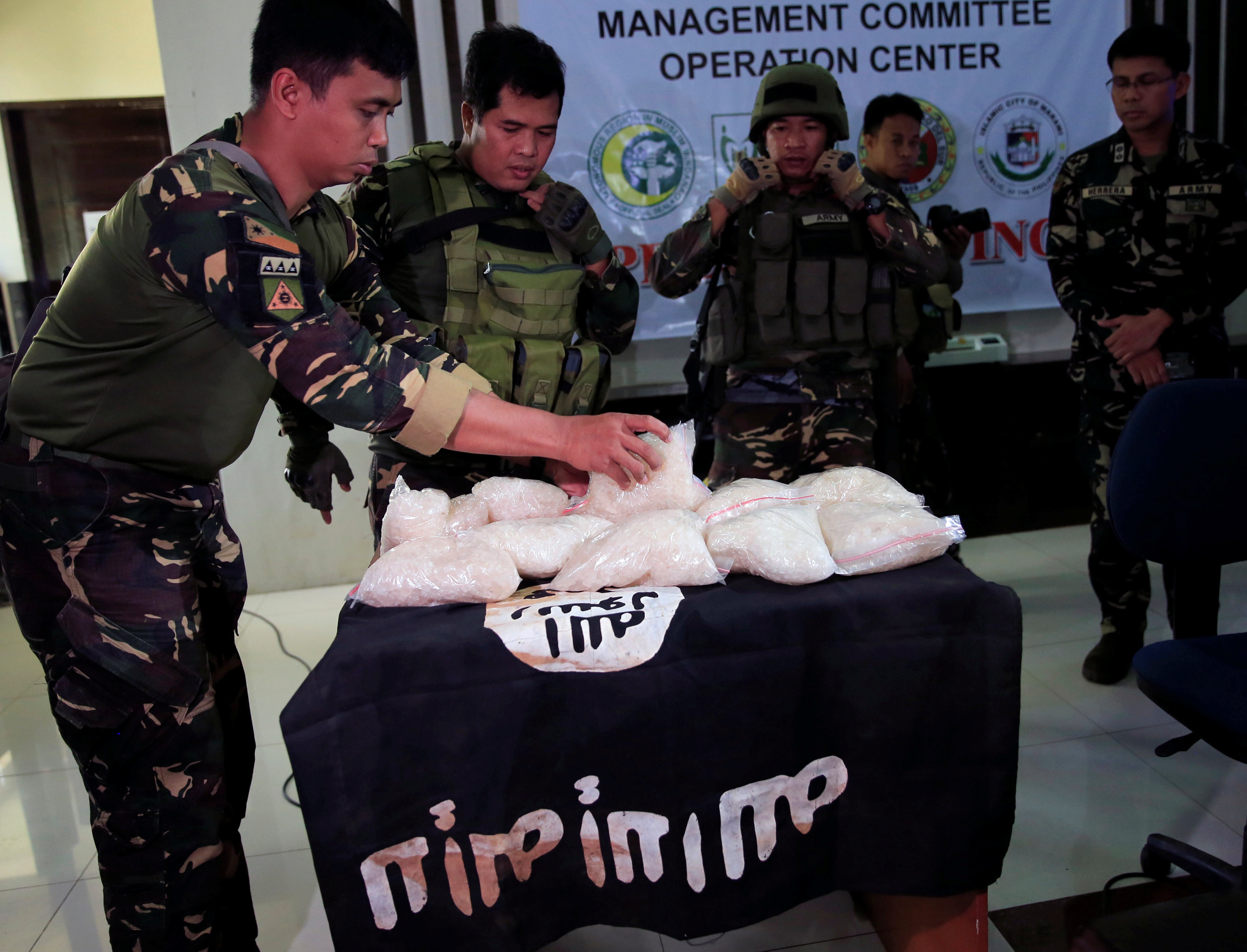 قوات الجيش الفلبينى تتنك من ضبط كميات من المتفجرات