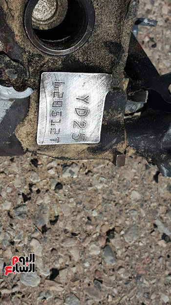 صور للسيارة المفخخة بعد تفجيرها من قبل قوات كمين العريش (3)