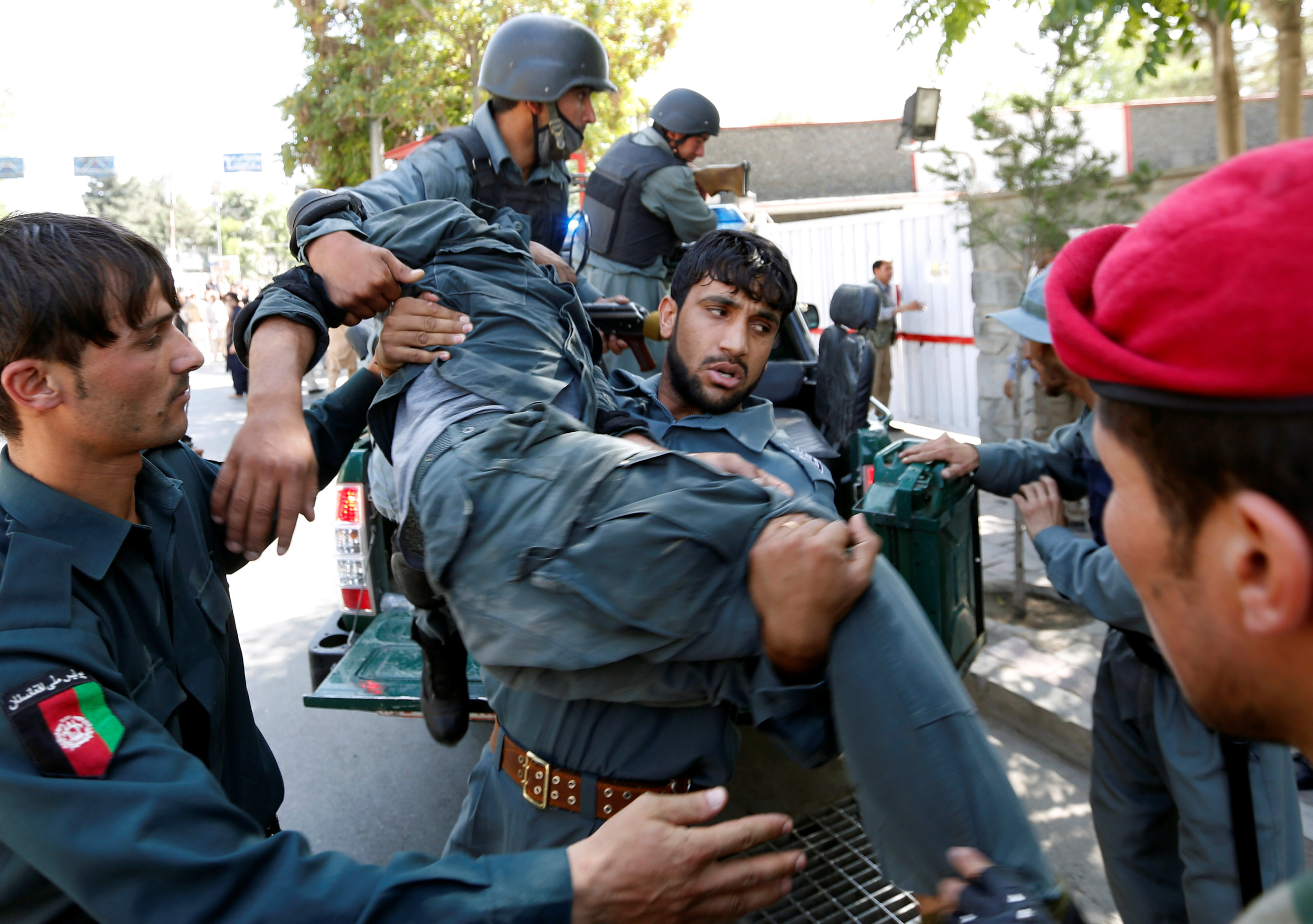 سقوط جرحى فى مظاهرات أفغانستان اليوم
