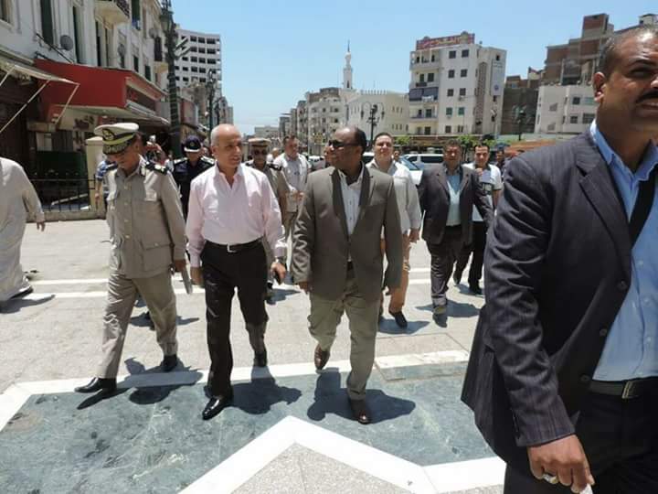 مدير أمن الغربيه يتفقد خدمات المسجد الأحمدي بطنطا