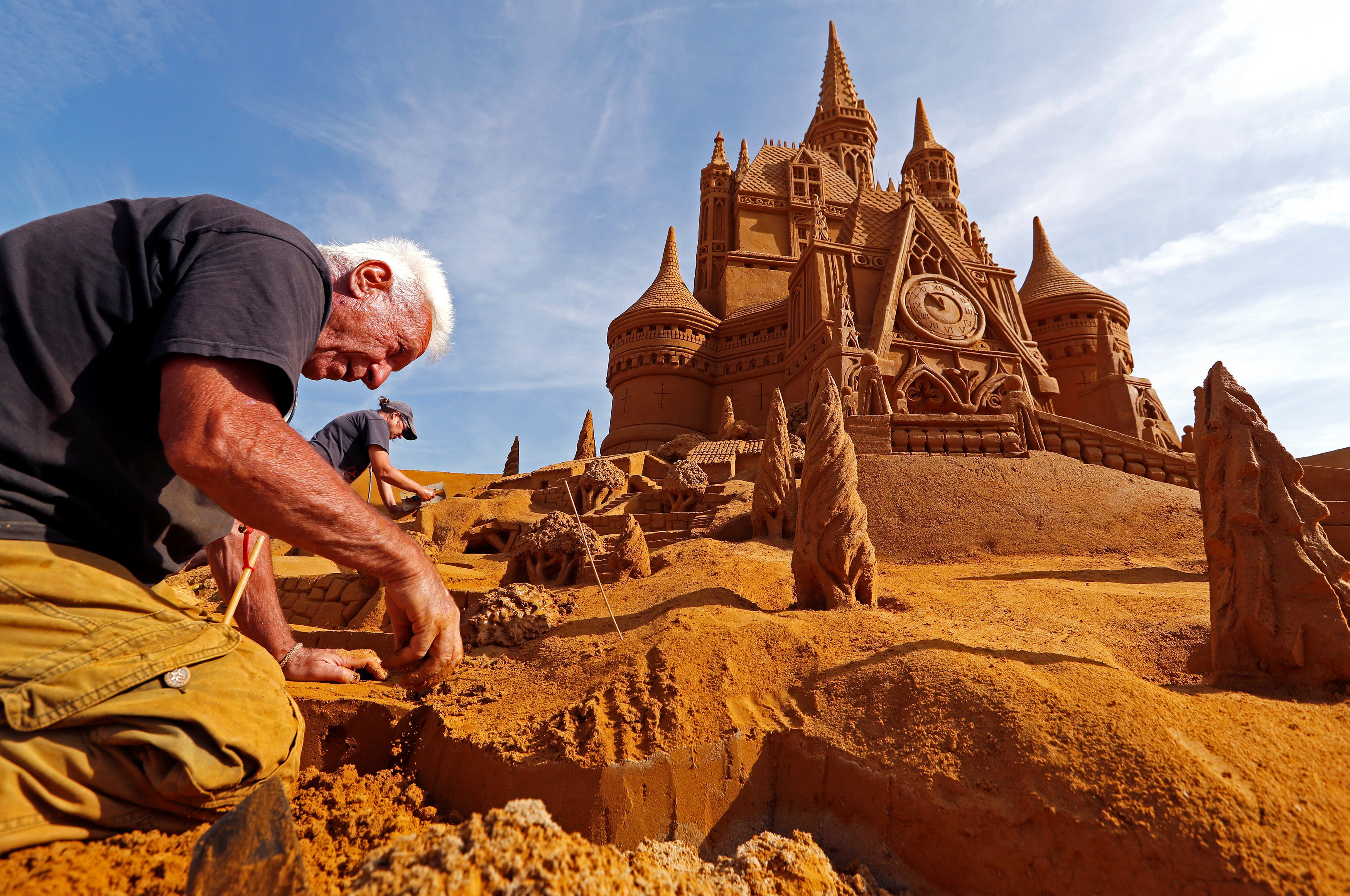 Фестивали скульптурой. Фестиваль песчаных скульптур Sand Sculpture Festival. Храм из песка. Фестиваль фигур из песка — Sand Sculpture Festival. Фестиваль песчаных скульптур Бельгия фото.