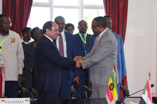 مباحثات السيسى فى اوغندا (7)