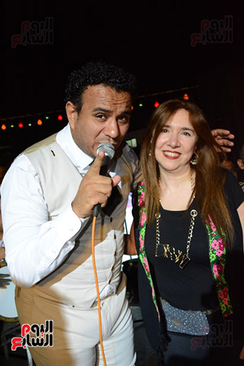 محمود الليثى وحمزة الصغير يشعلان حفل خيمة مولانا (43)