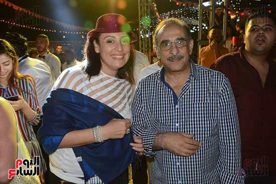 محمود الليثى وحمزة الصغير يشعلان حفل خيمة مولانا (36)