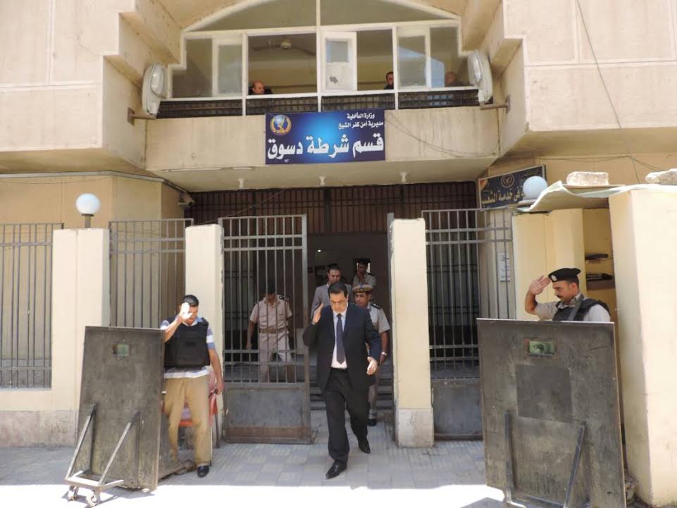 2-              مدير الأمن يتافقد مركز شرطة دسوق