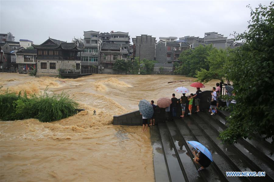 الأمطار الغزيرة تضرب الصين
