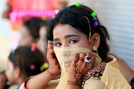  فتايات العراق يحتفلن بالعيد