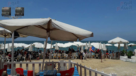  زحام بالشواطئ بالاسكندرية