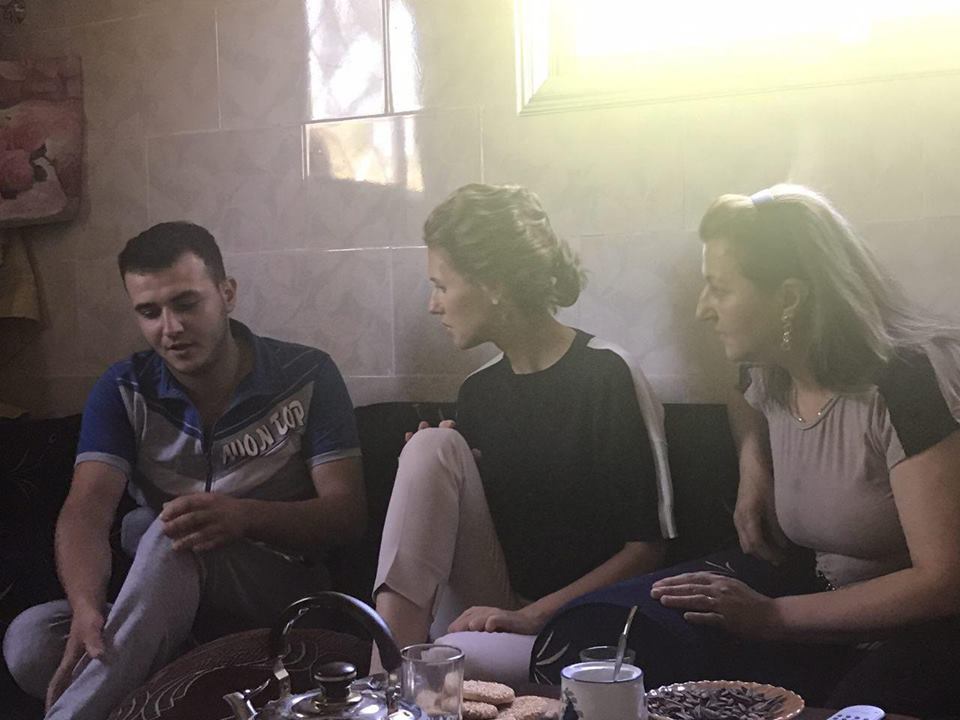 جريح بالجيش السورى يتحدث لعائلة الرئيس