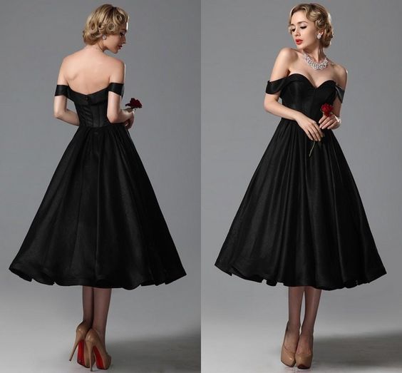 فستان أوف شولدر قصير باللون الأسود