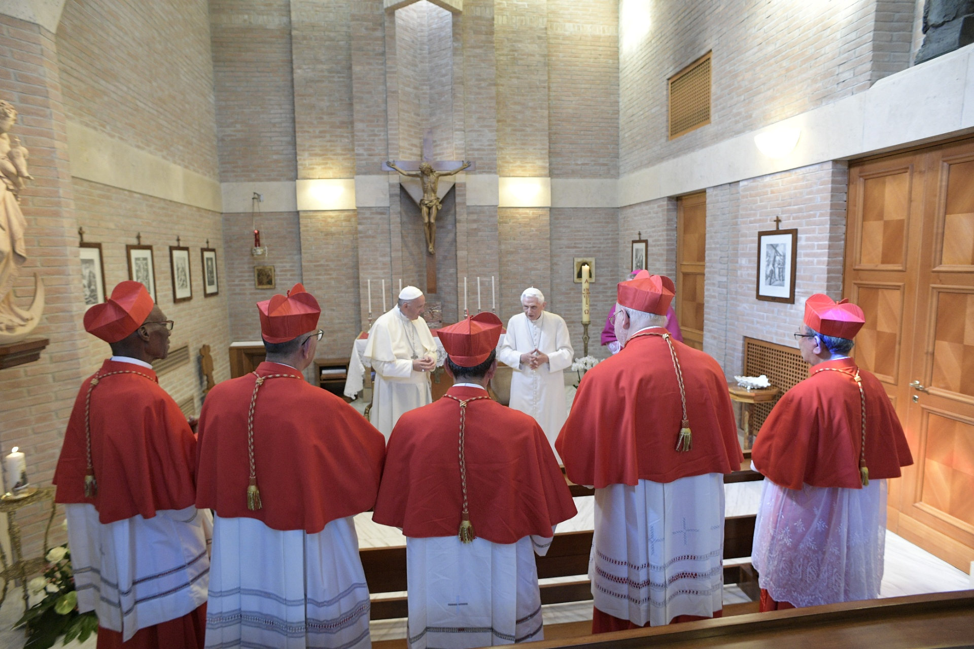 بابا الفاتيكان يرقى 5 من الكهنة الروم الكاثوليك لرتبة الكاردينال