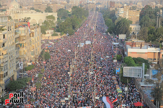 ملايين المصريين يخرجون للشوارع للمطالبة بإسقاط الإخوان