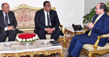 الرئيس عبد الفتاح السيسي ووزير خارجية السودان