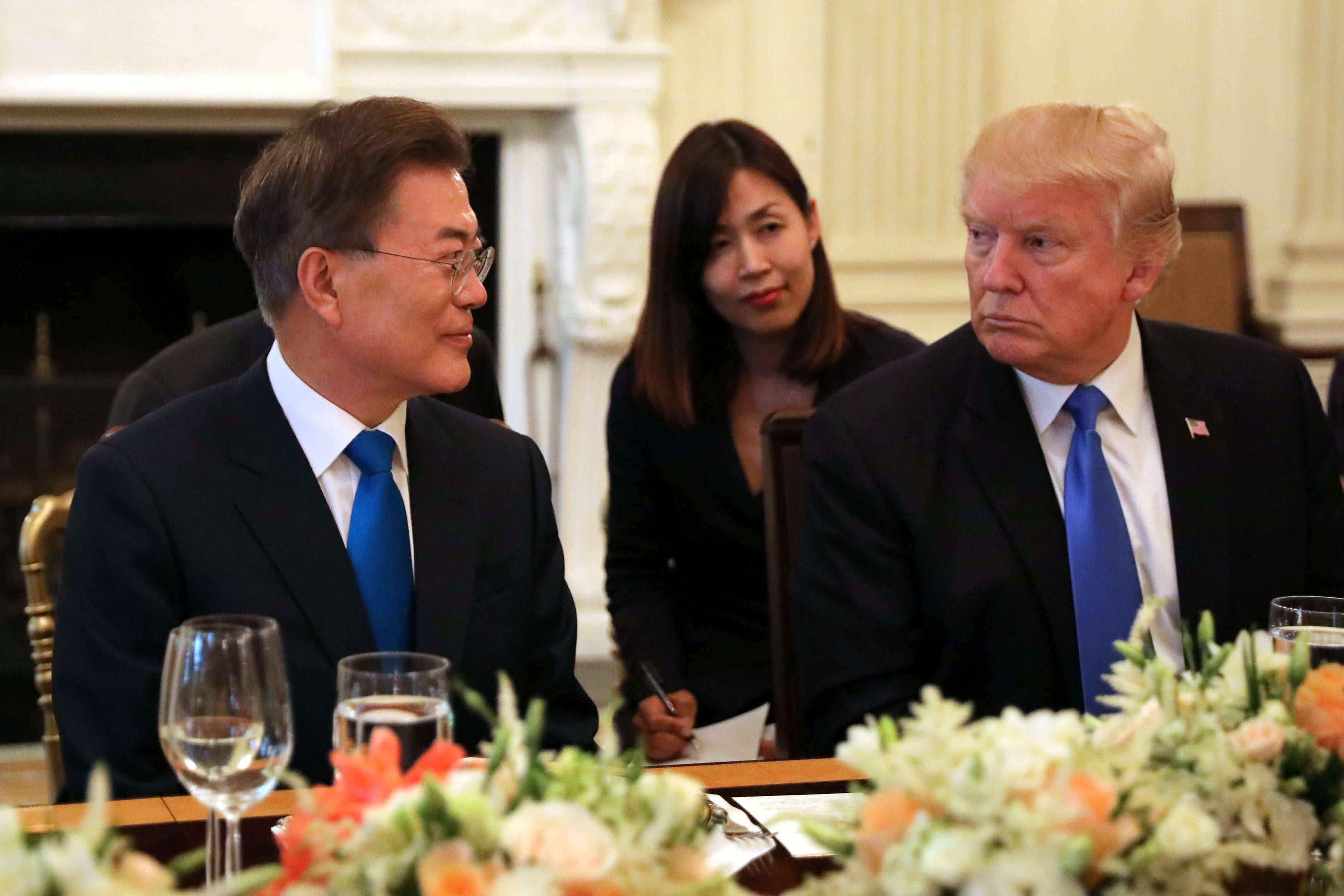 مائدة عشاء بين ترامب ورئيس كوريا الجنوبية