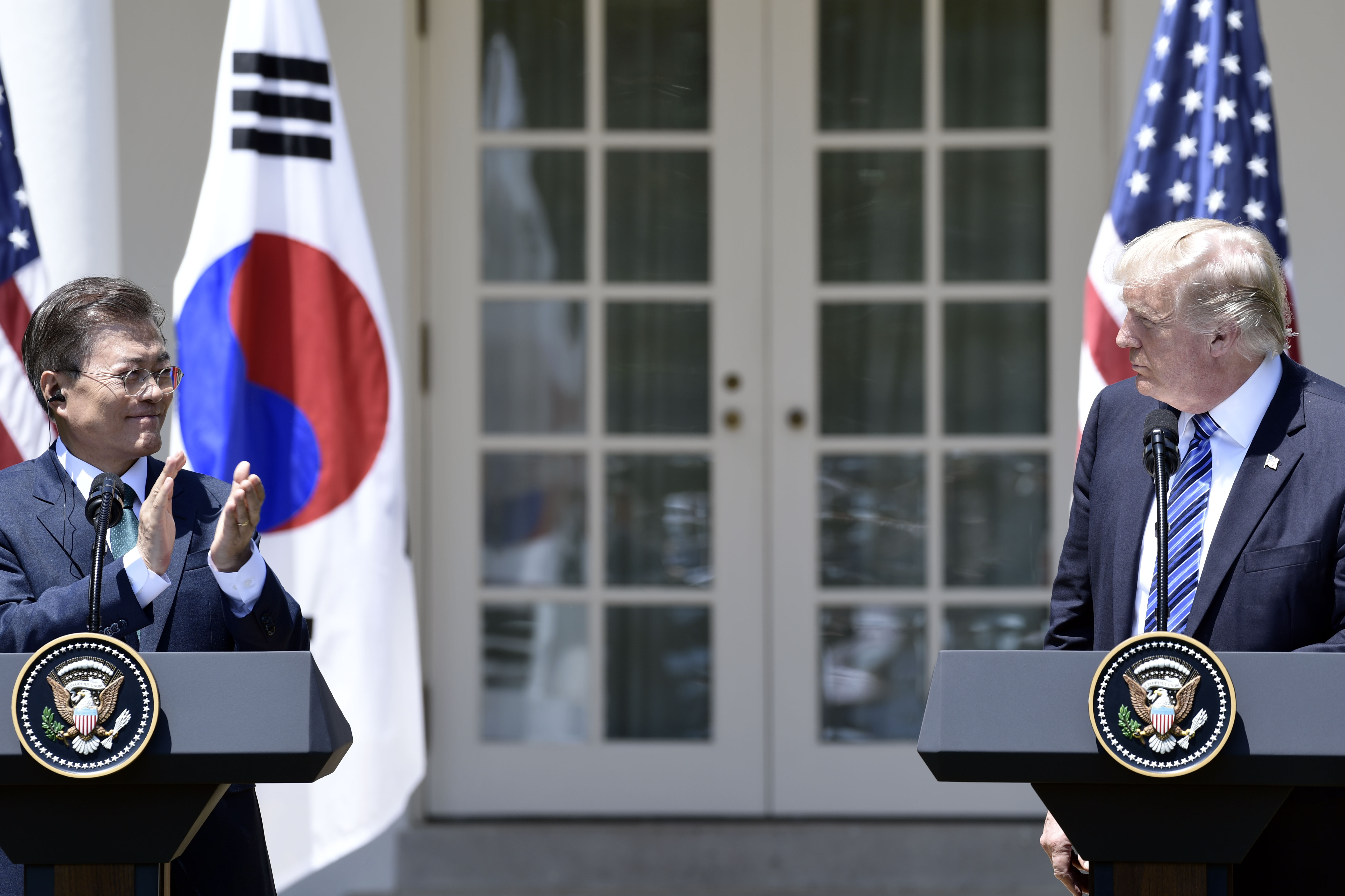الرئيس الأمريكى ونظيره الكوري الجنوبي
