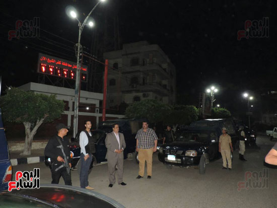 مدير الأمن يتفقد الخدمات الأمنية بميدان النصر