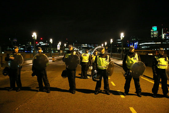 شرطة-لندن-تنتشر-فى-الشوارع
