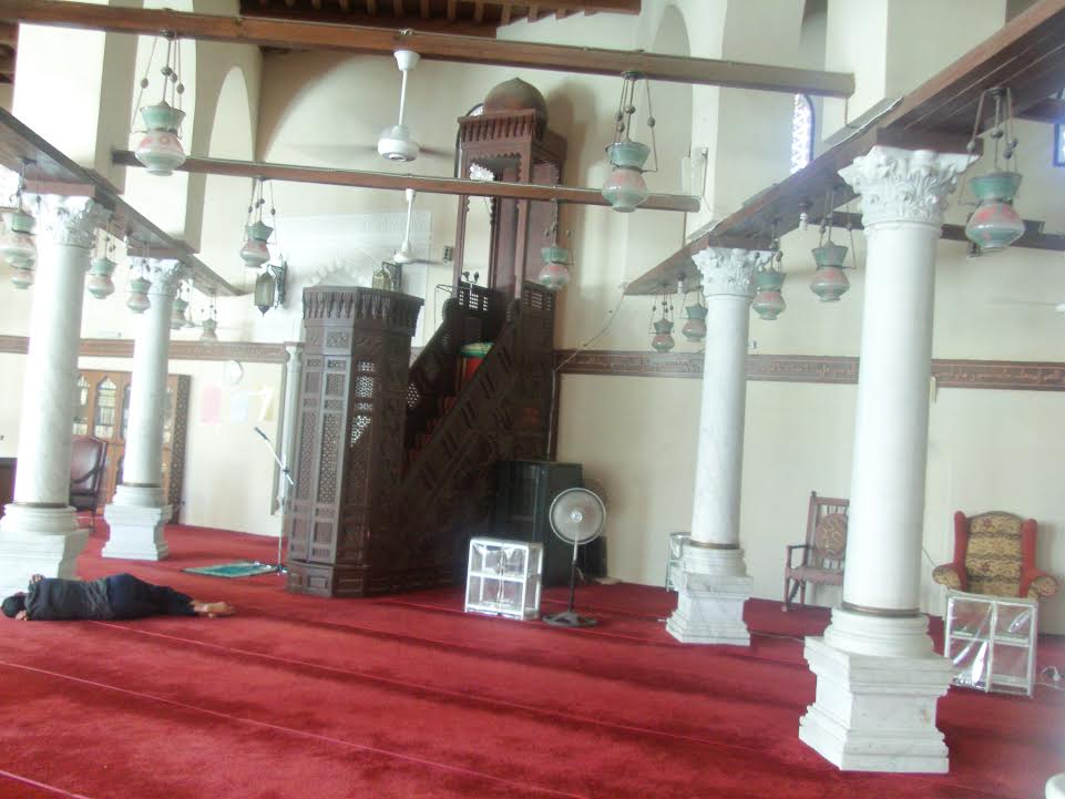مسجد عمرو بن العاص من الداخل