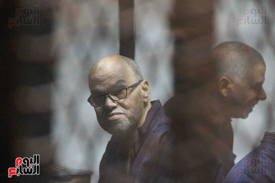 محاكمة محمد مرسى فى قضيه اقتحام السجون (2)
