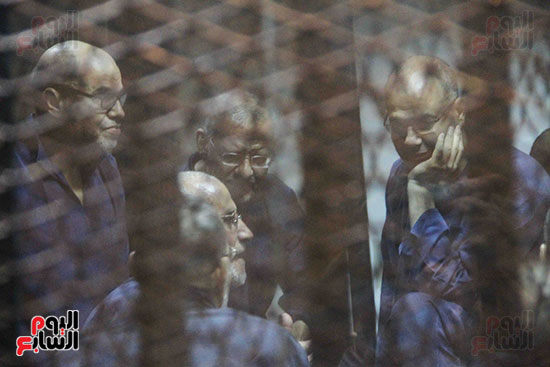 محاكمة محمد مرسى فى قضيه اقتحام السجون (5)