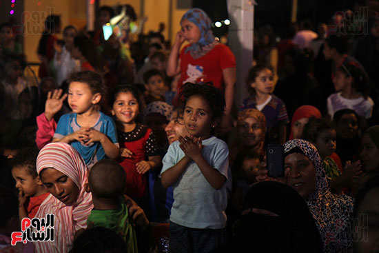 وزير التنمية المحليه يفتتح الخيمه الثقافيه بالاسمرات (13)