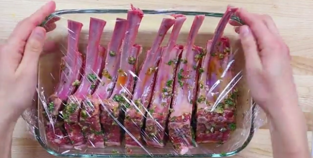 الريش مغطاة بالخليط