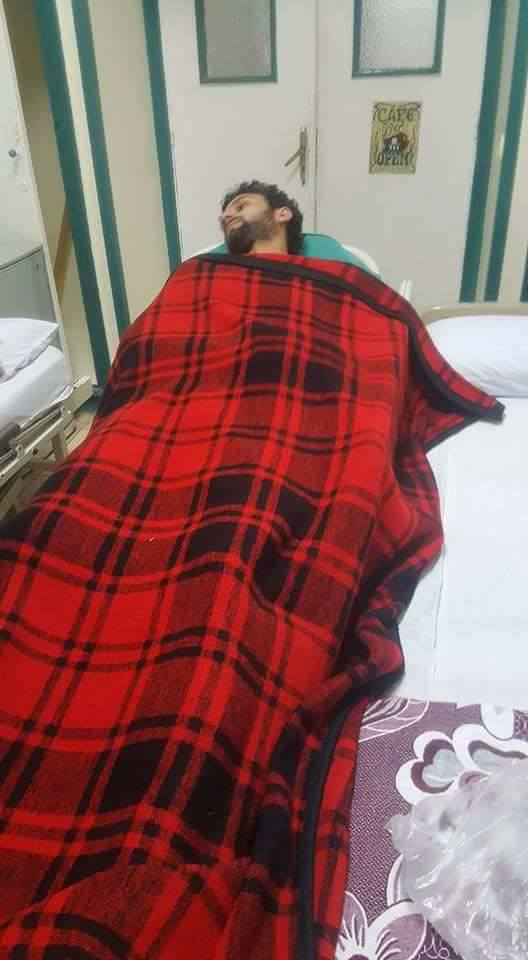 أحمد عبد القادر  لاعب طنطا اثناء تواجده فى المستشفى