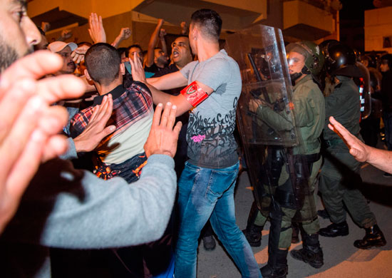 مواجهات بين الشرطة المغربية والمحتجين