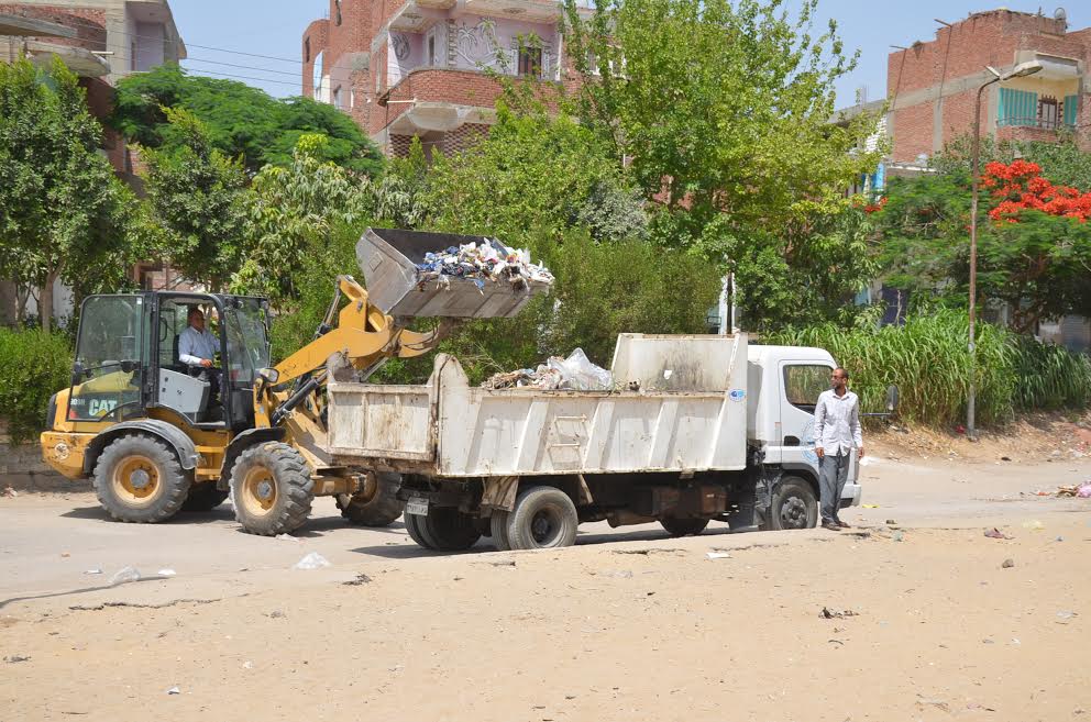 4- رفع الرتش والقمامة من شوارع المستقبل