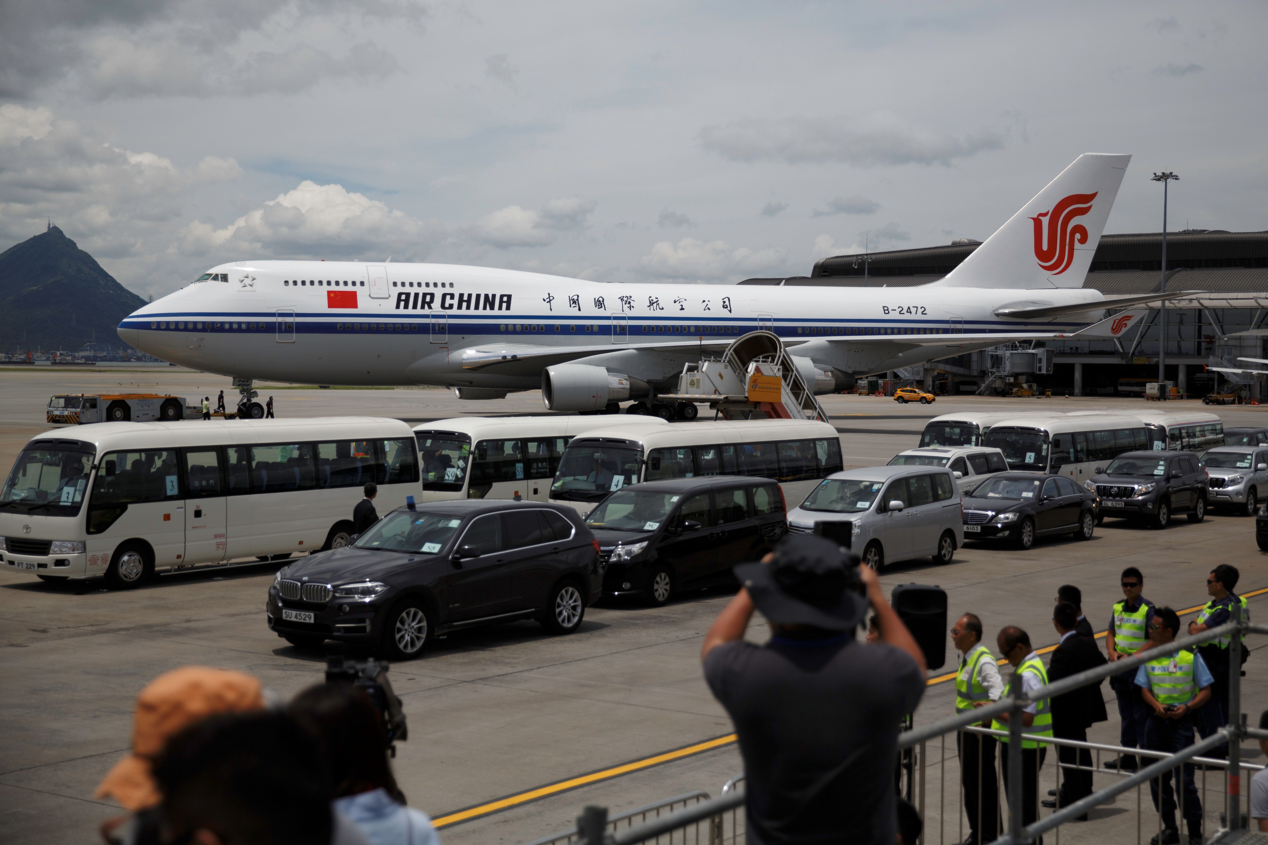 الرئيس الصينى يغادر هونج كونج