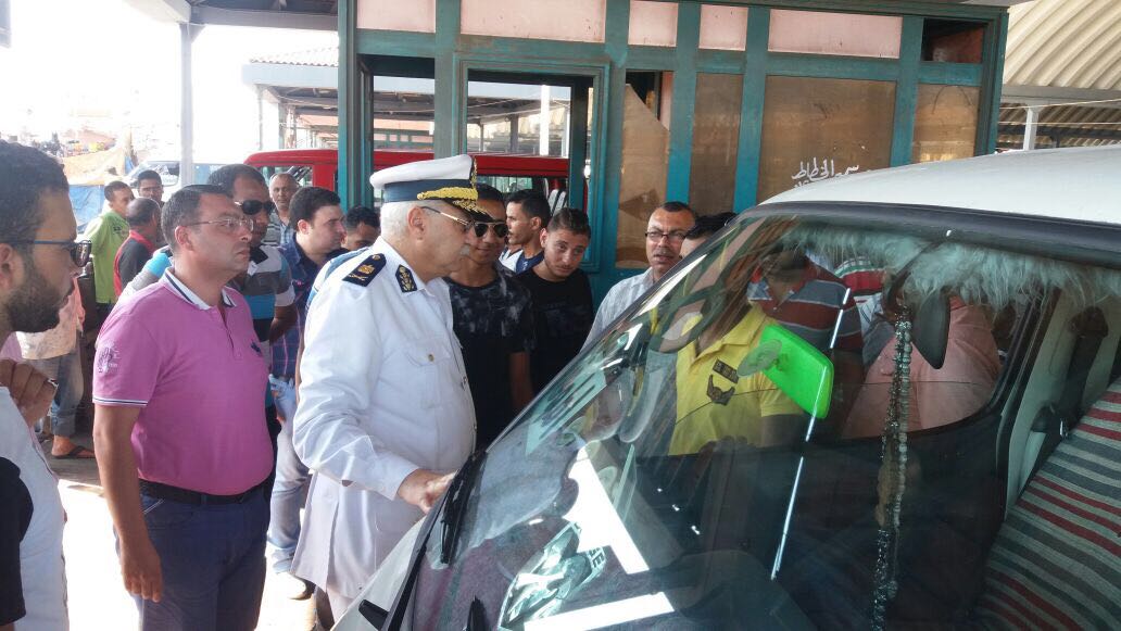 حملات المرور على المواقف لمنع السائقين من استغلال المواطنين