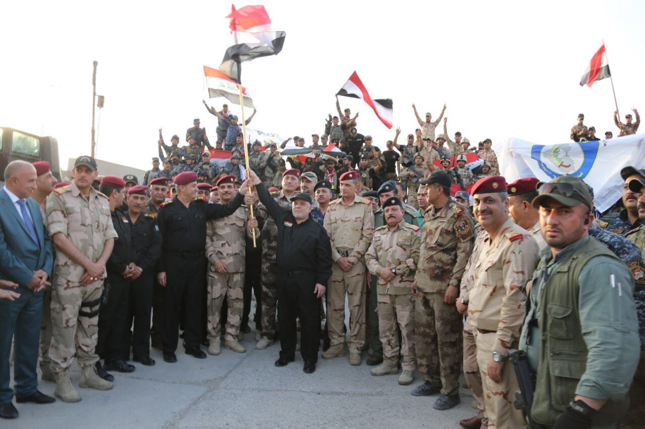 القائد العام للقوات المسلحة العراقية خلال إعلانه تحرير الموصل