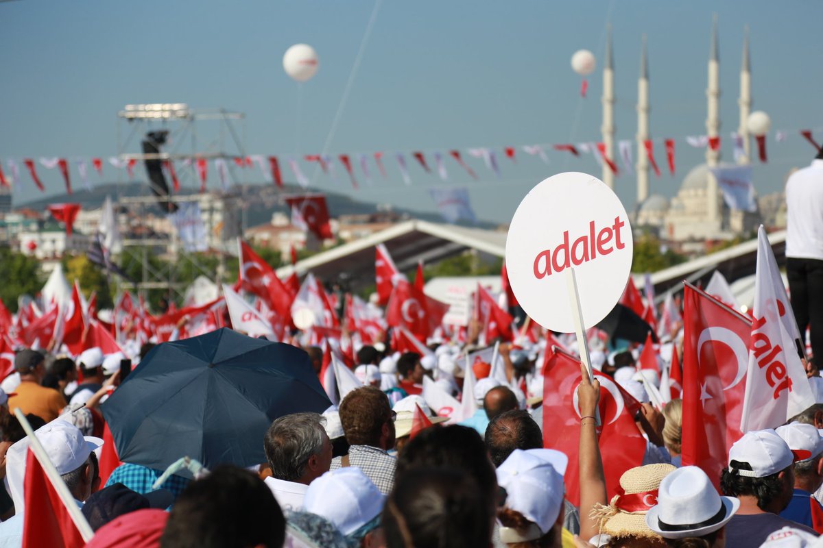 المعارضة التركية ترفع شعار العدالة ىف وجه اردوغان