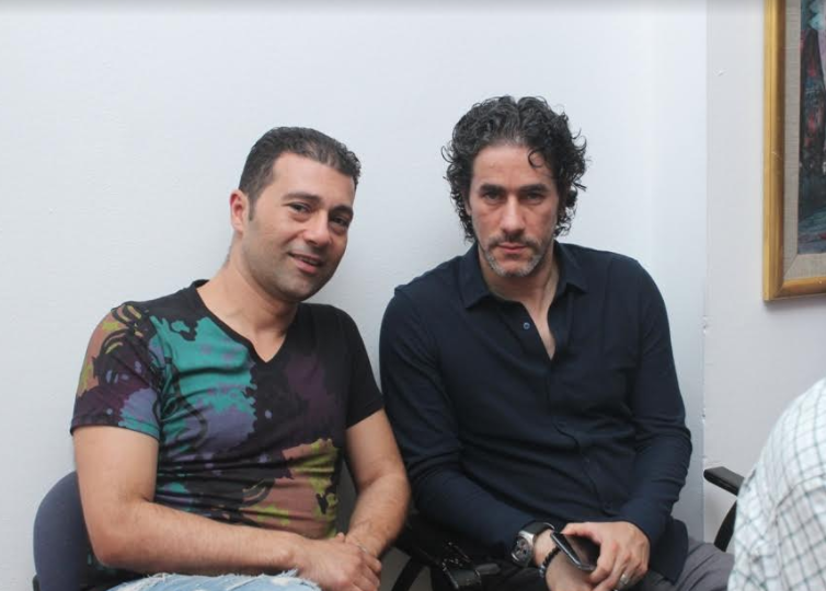 المخرج أحمد السيد مع الزميل جمال عبد الناصر في المؤتمر الصحفي
