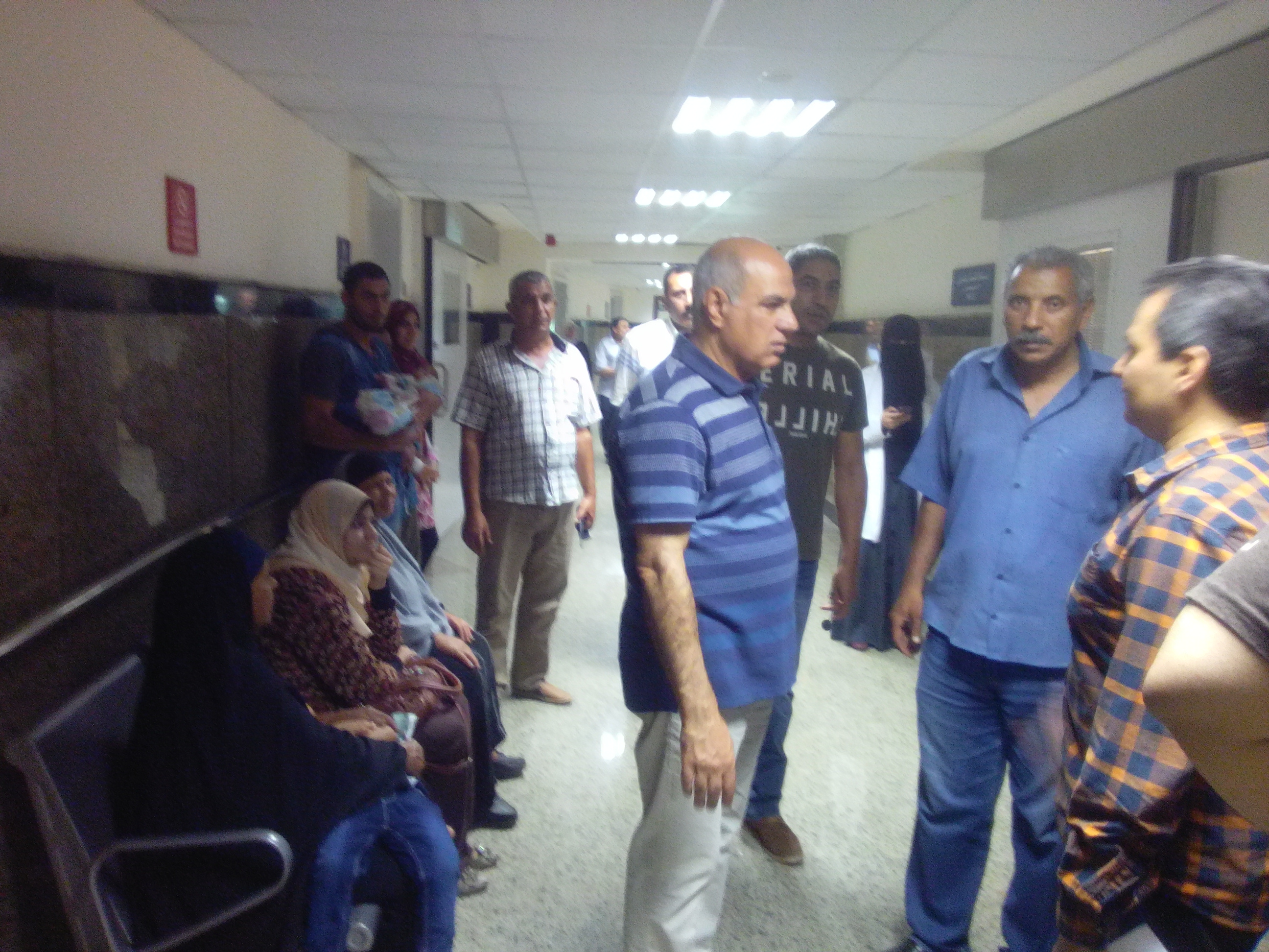 2- رئيس جامعة كفر الشيخ يتفقد المستشفى الجامعي