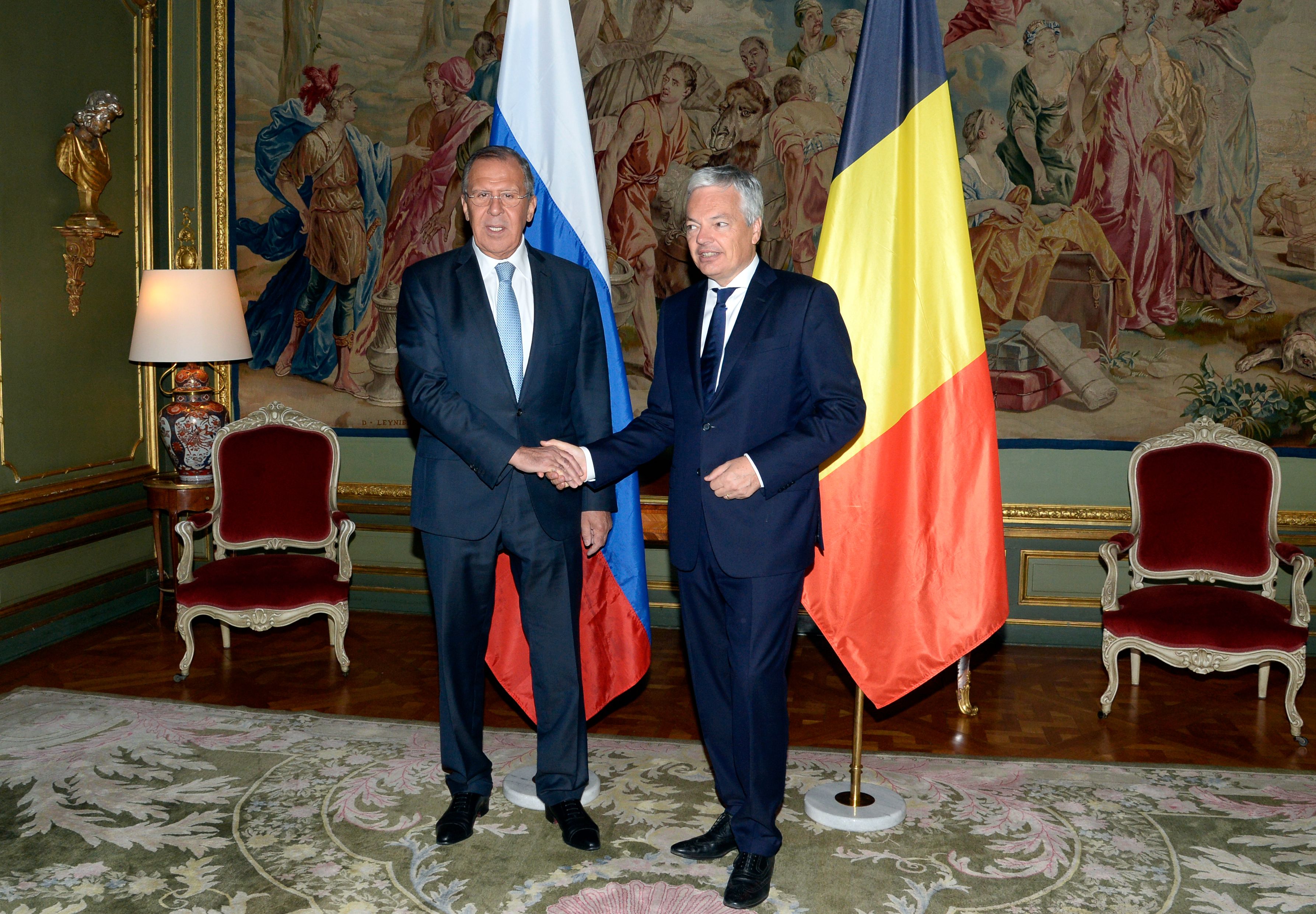 لقاء بين وزير خارجية روسيا ونظيره البلجيكى