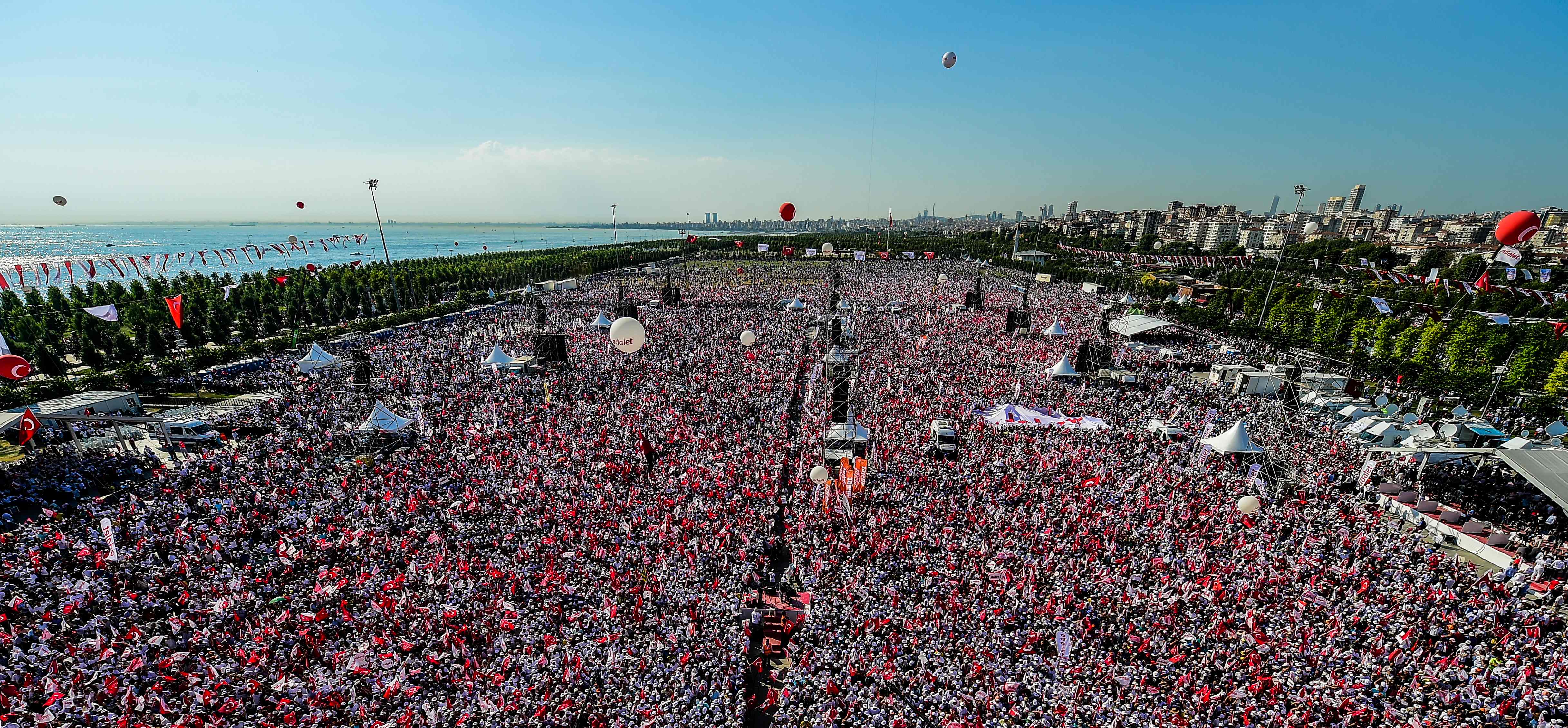 ختام مسيرة حاشدة ضد أردوغان
