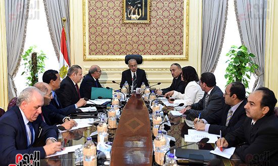 اجتماع رئيس الوزراء ووزير الزراعه (3)