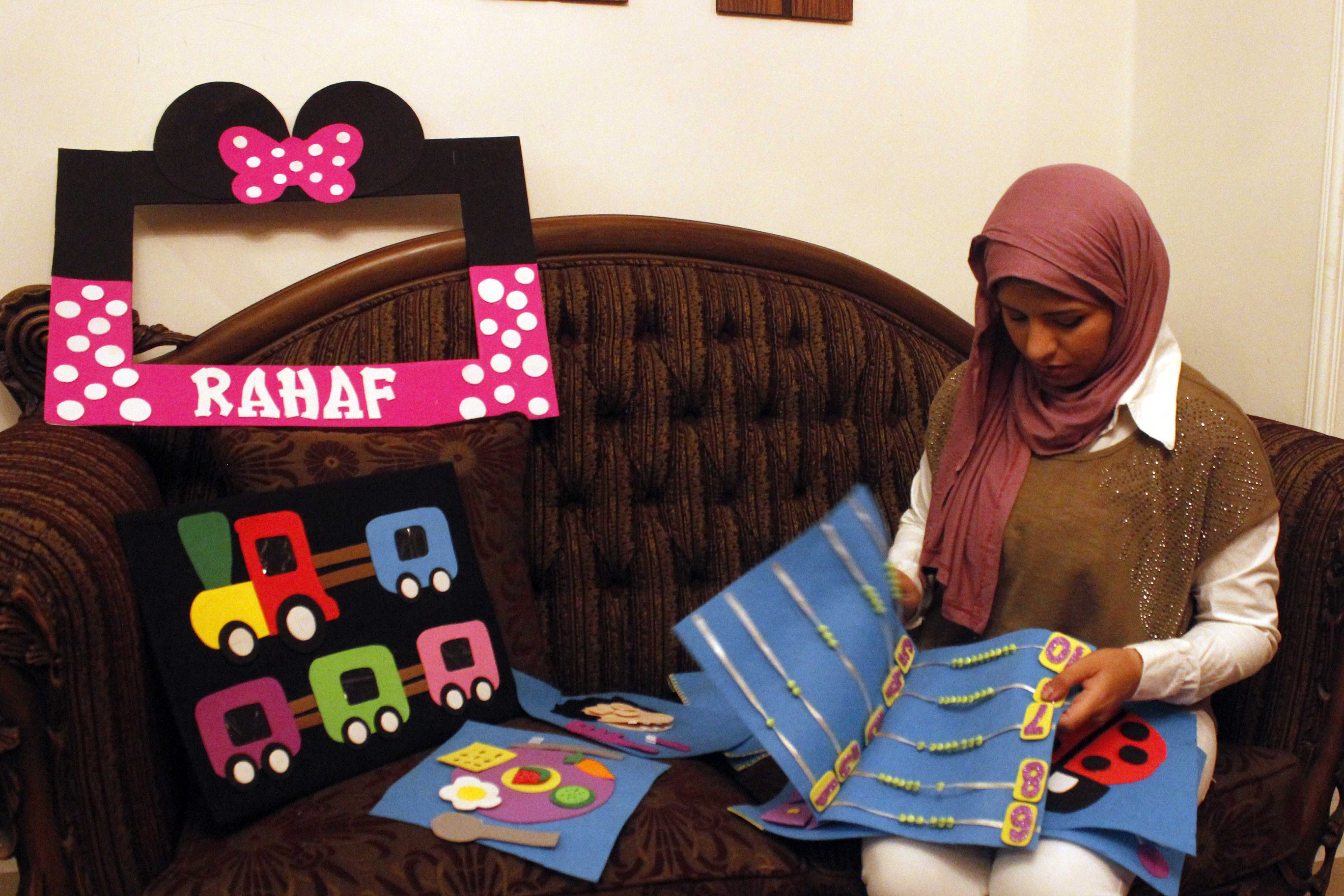 ام   تصنع  كتاب  تفاعلي  للأطفال  -  تصوير  محمد عوض  (3)